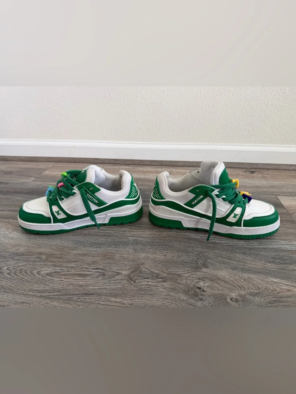 Louis Vuitton LV Maxi Trainer Green & White Sneakers with Multicolor size 9 - Picture 9 of 9
